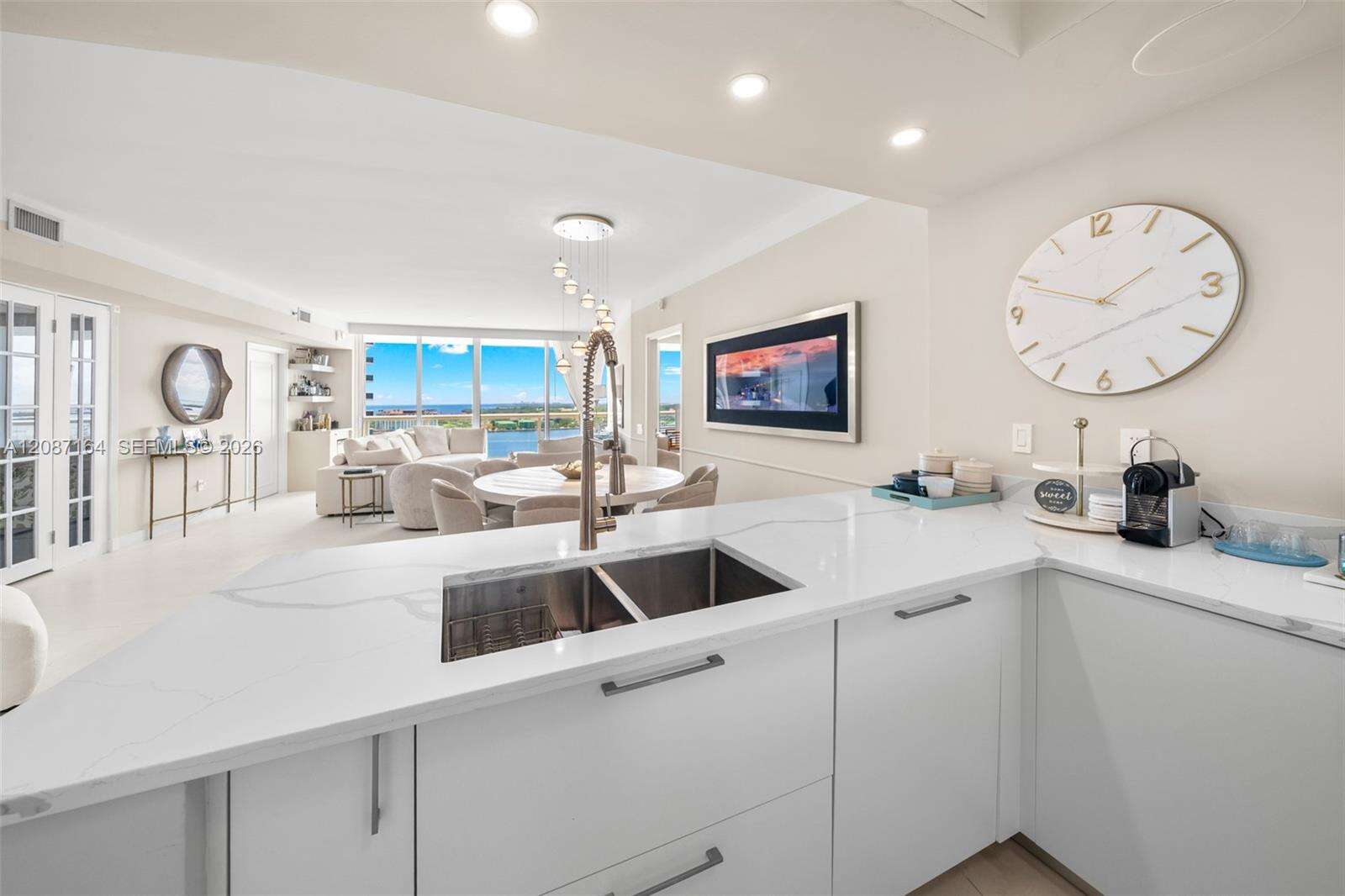 Icon at 450 Alton Rd, Miami Beach, FL 33139 - For Sale photo 16