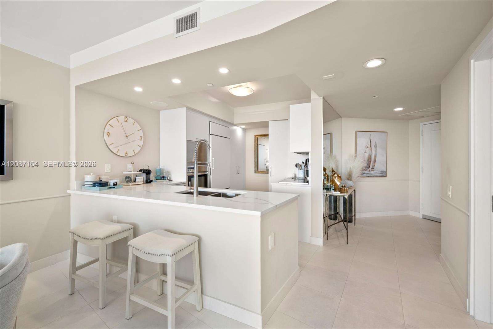 Icon at 450 Alton Rd, Miami Beach, FL 33139 - For Sale photo 9