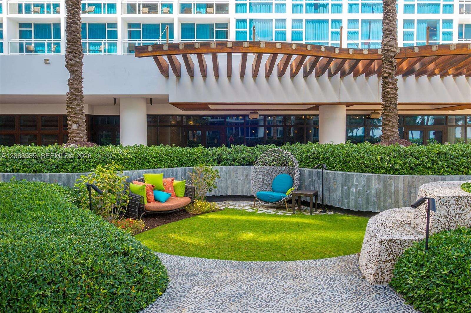 Central Carillon at 6801 Collins Ave, Miami Beach, FL 33141 - For Sale photo 43