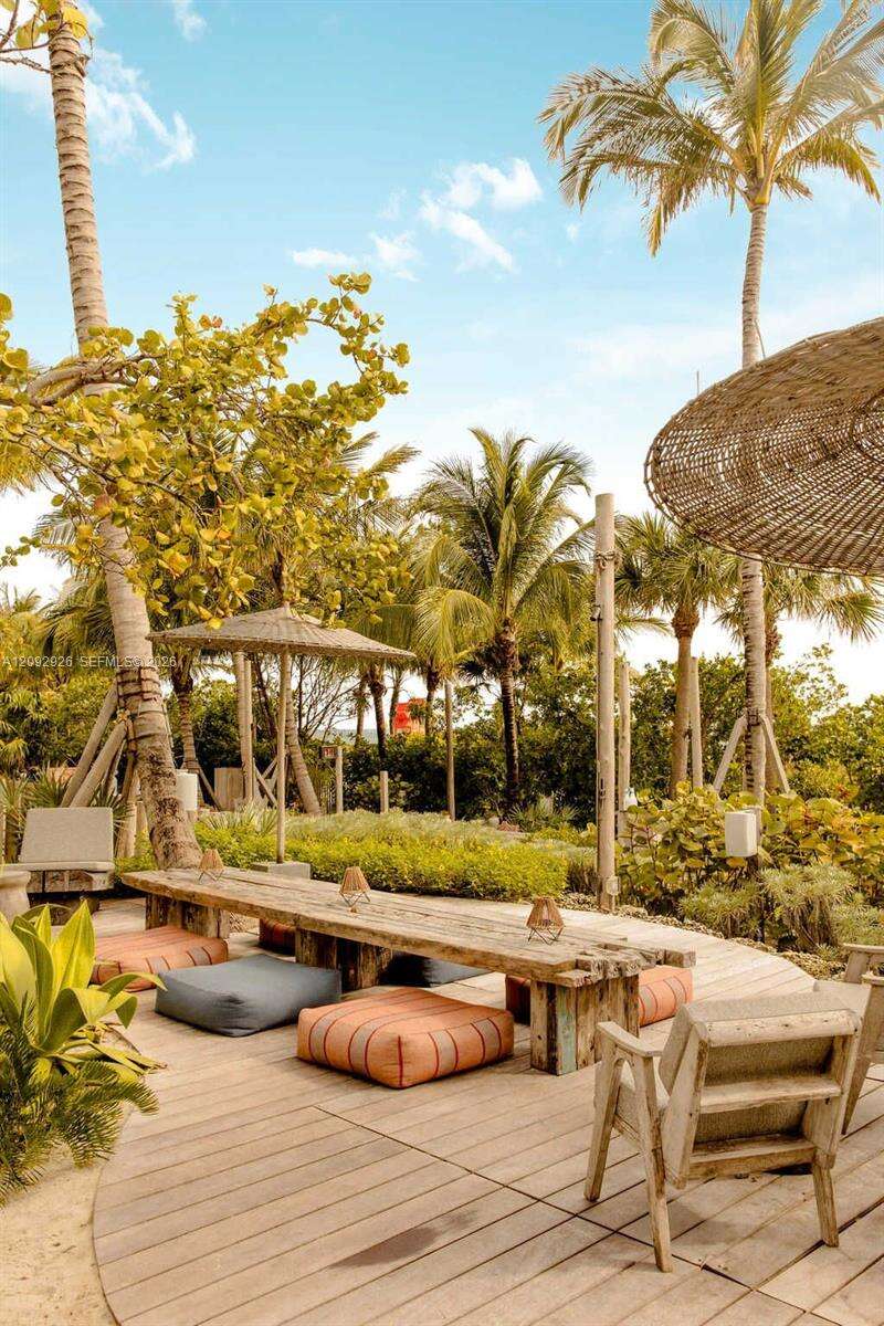 Roney Palace at 2301 Collins Ave, Miami Beach, FL 33139 - For Sale photo 22
