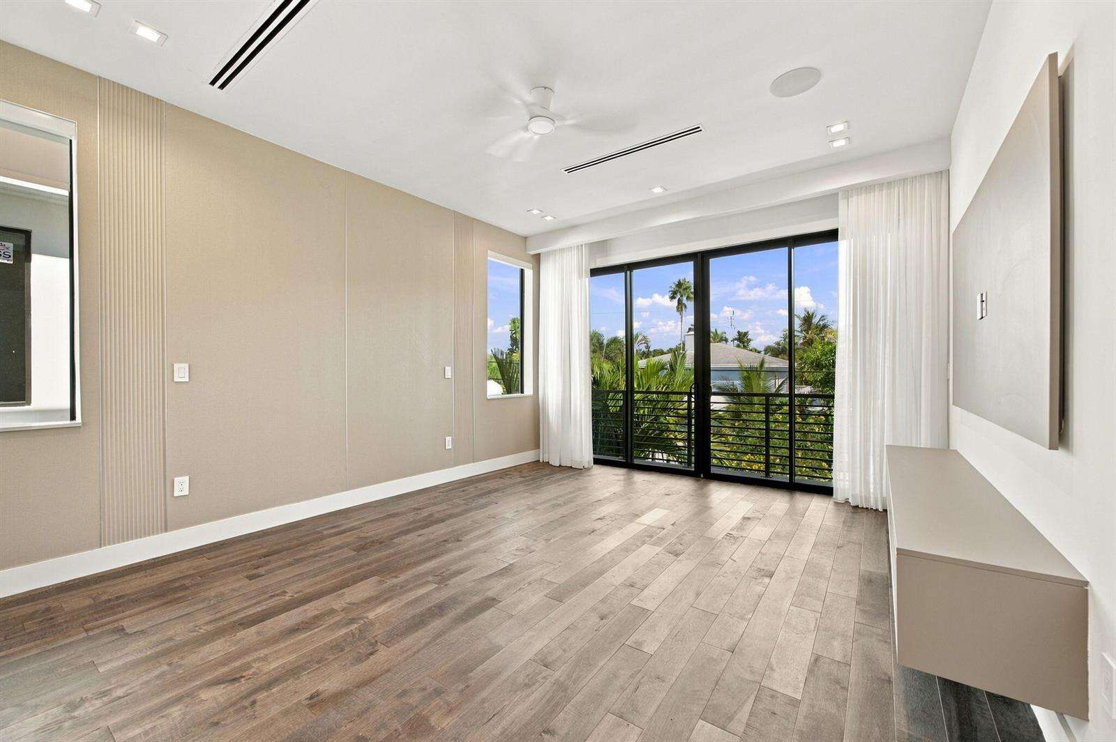 Stanahans Sub 3 115 D 2 50 42 at 1015 3, Fort Lauderdale, FL 33301 - For Sale photo 16