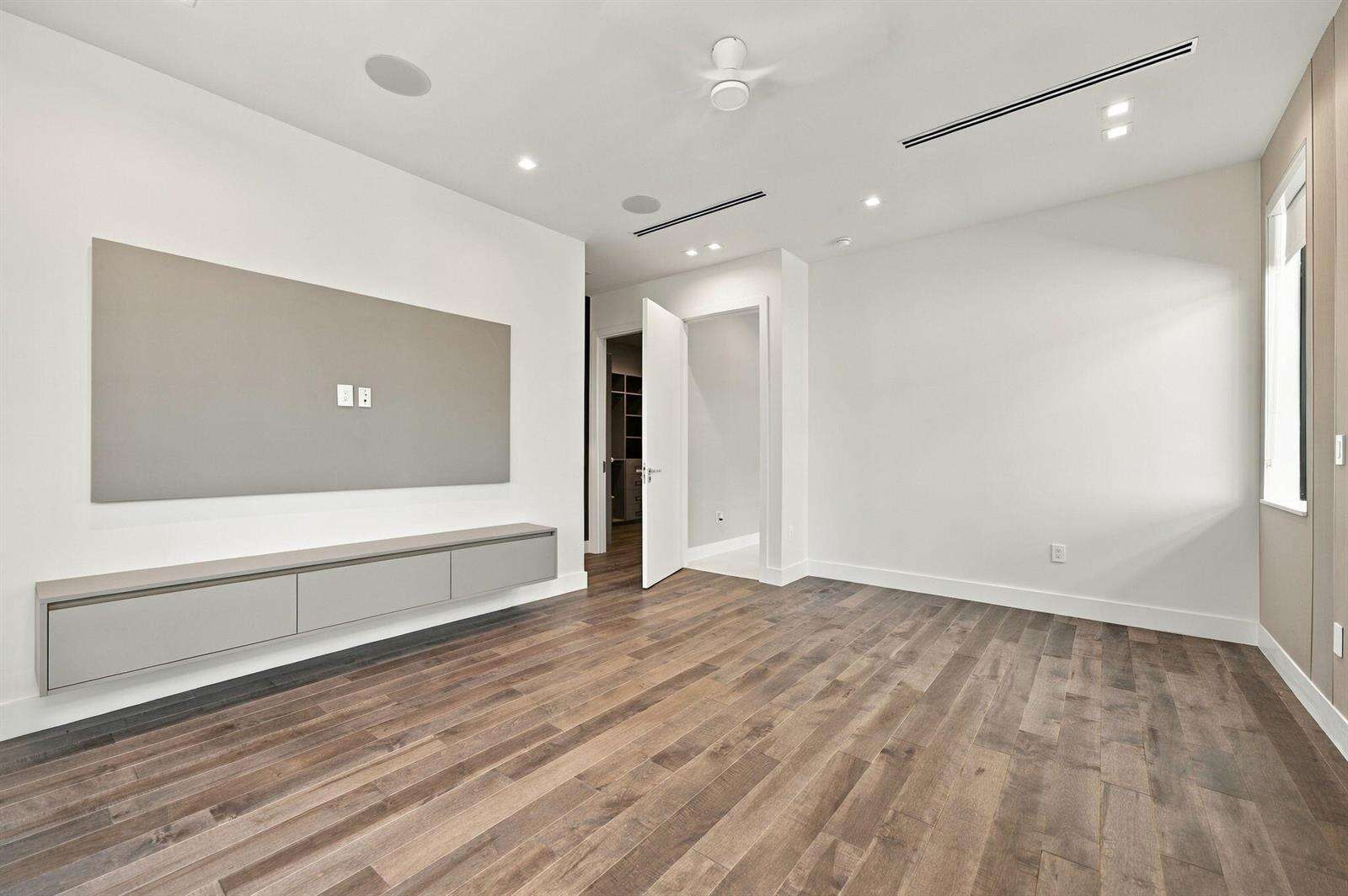 Stanahans Sub 3 115 D 2 50 42 at 1015 3, Fort Lauderdale, FL 33301 - For Sale photo 17