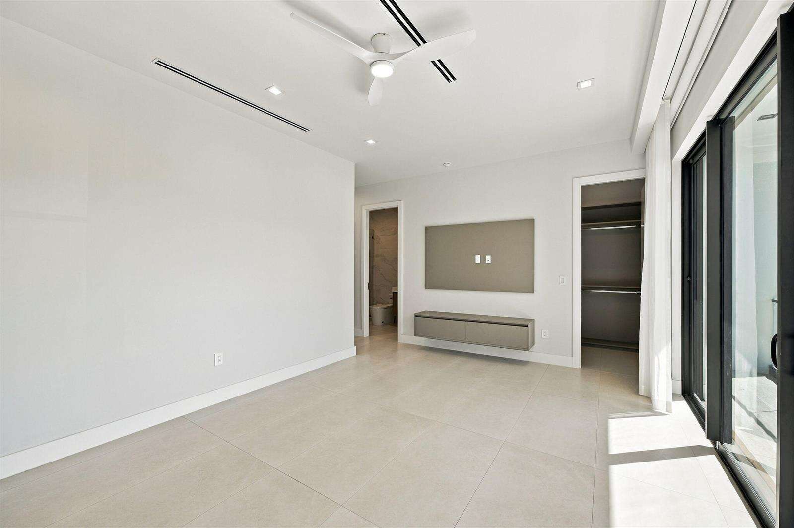 Stanahans Sub 3 115 D 2 50 42 at 1015 3, Fort Lauderdale, FL 33301 - For Sale photo 26