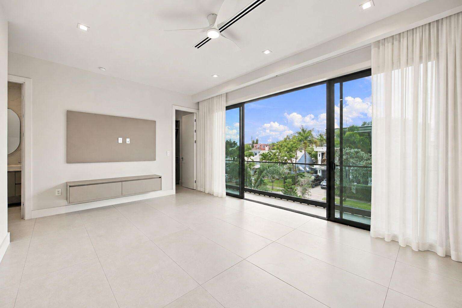 Stanahans Sub 3 115 D 2 50 42 at 1015 3, Fort Lauderdale, FL 33301 - For Sale photo 27