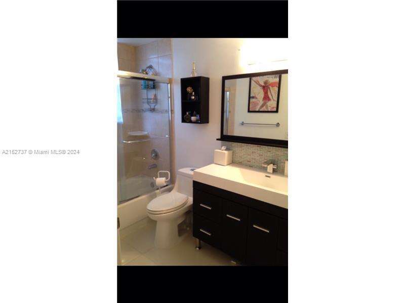 The Yacht Club At Aventura at 19877 Country Club Dr, Aventura, FL 33180 - For Rent photo 13