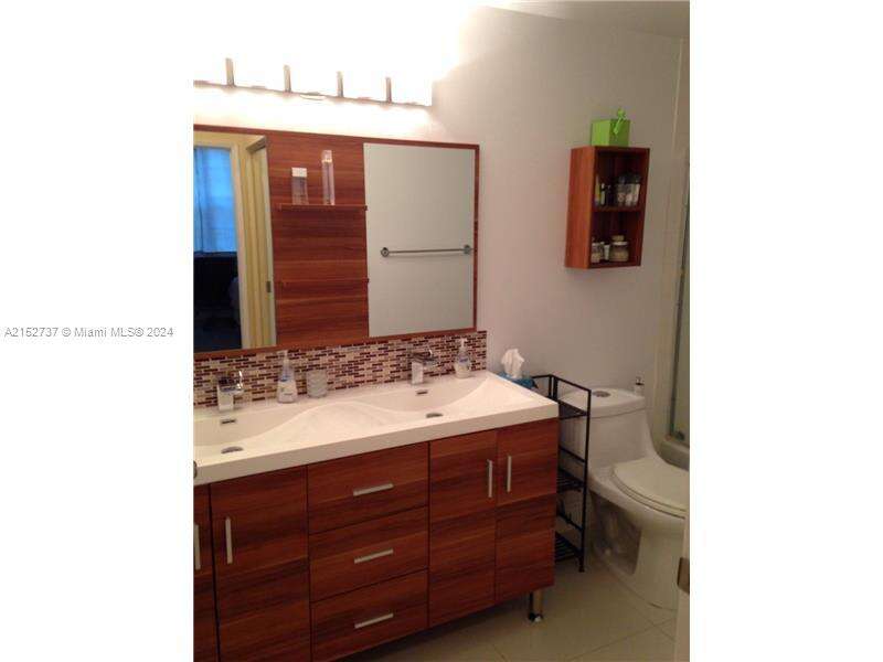 The Yacht Club At Aventura at 19877 Country Club Dr, Aventura, FL 33180 - For Rent photo 10