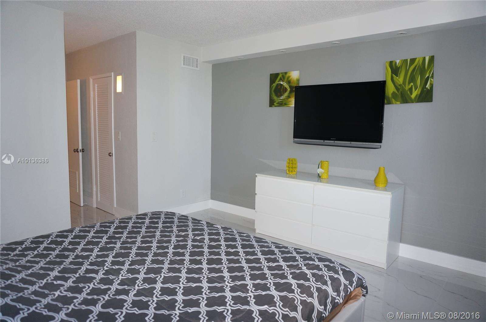 Ocean Reserve at 19370 Collins Ave Seasonal, Sunny Isles Beach, FL 33160 - For Rent photo 17
