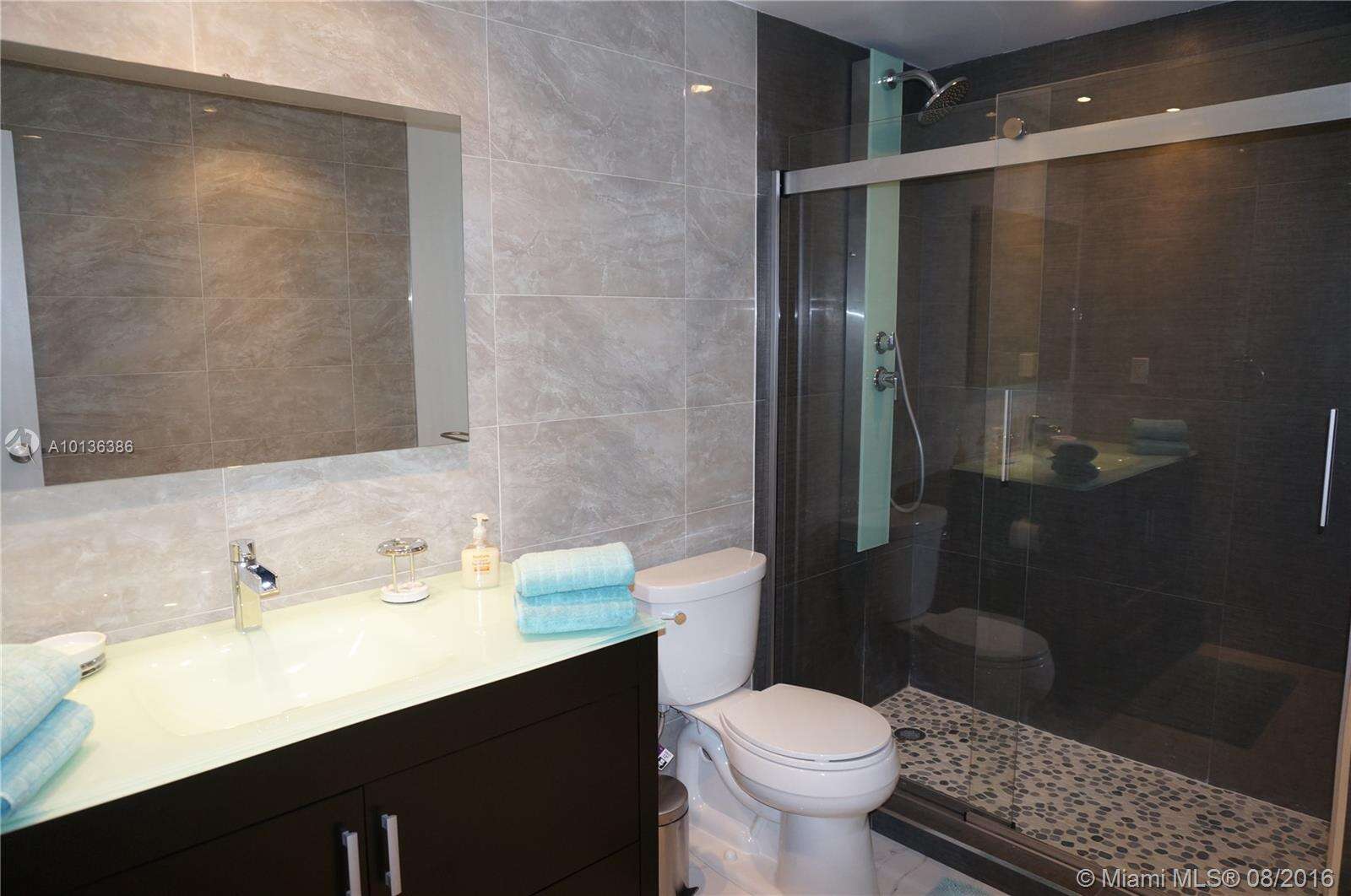 Ocean Reserve at 19370 Collins Ave Seasonal, Sunny Isles Beach, FL 33160 - For Rent photo 21