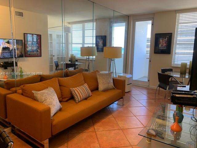 Decoplage at 100 Lincoln Rd, Miami Beach, FL 33139 - For Rent photo 1