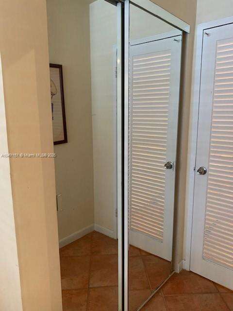 Decoplage at 100 Lincoln Rd, Miami Beach, FL 33139 - For Rent photo 11