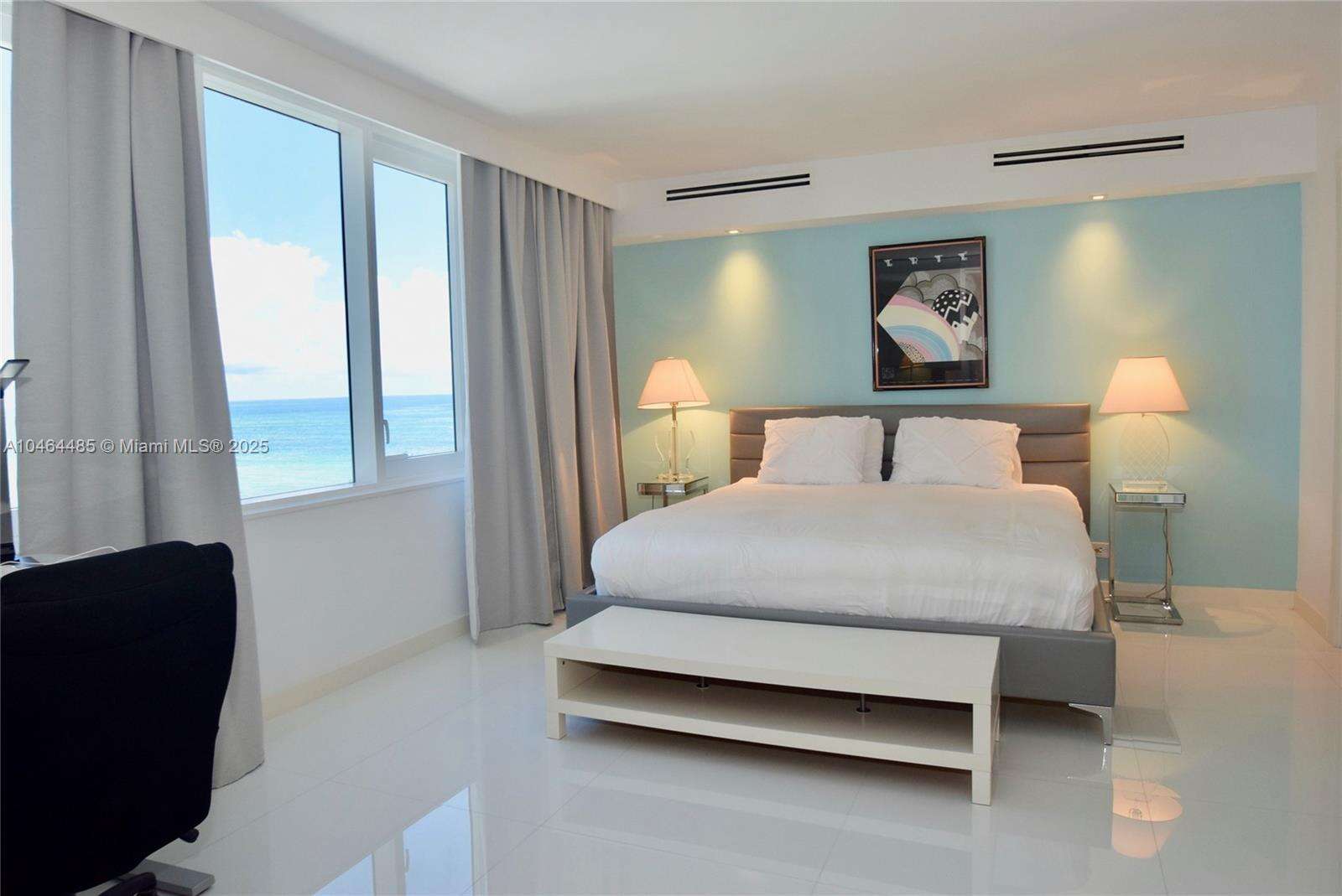 Roney Palace at 2301 Collins Ave, Miami Beach, FL 33139 - For Rent photo 2