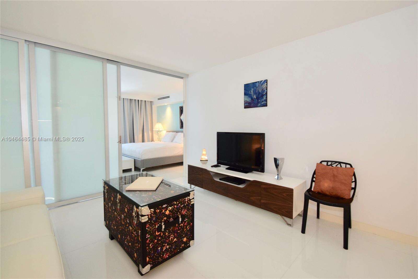 Roney Palace at 2301 Collins Ave, Miami Beach, FL 33139 - For Rent photo 11
