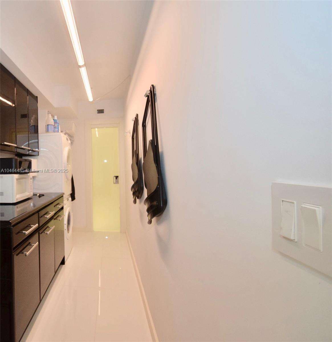 Roney Palace at 2301 Collins Ave, Miami Beach, FL 33139 - For Rent photo 17