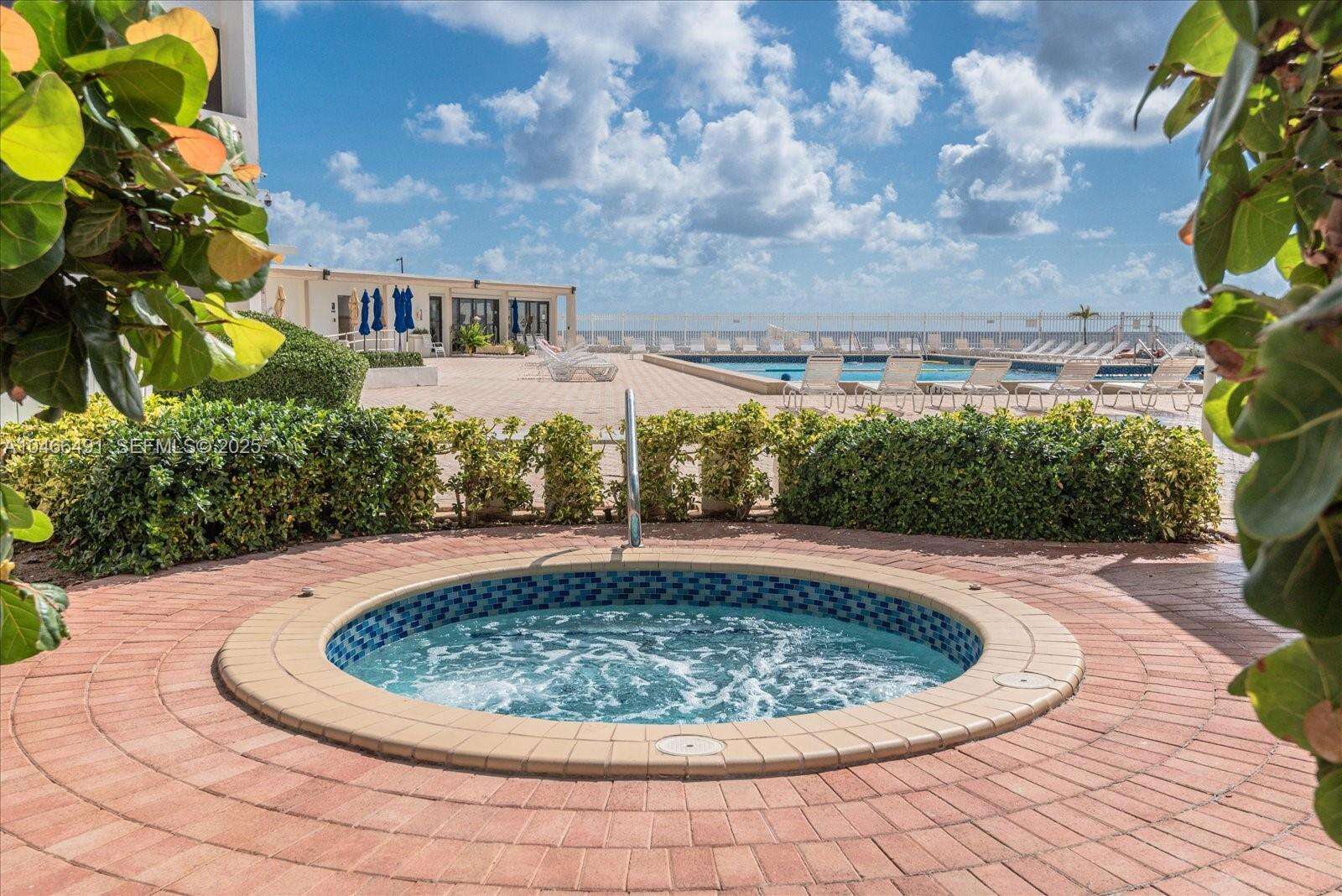 Alexander Towers at 3505 Ocean Dr, Hollywood, FL 33019 - For Rent photo 11