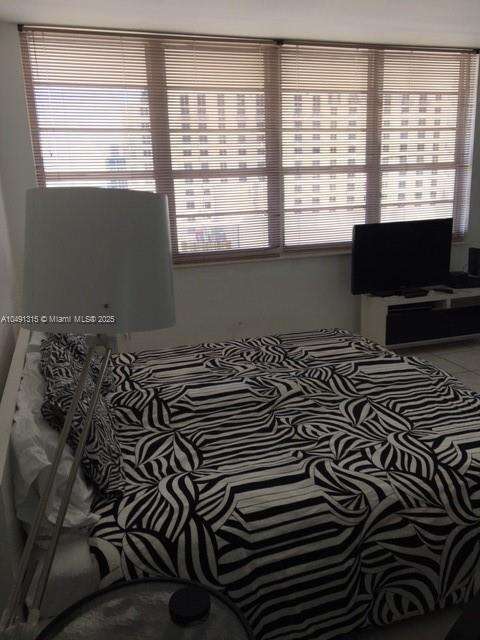 Decoplage at 100 Lincoln Rd, Miami Beach, FL 33139 - For Rent photo 3