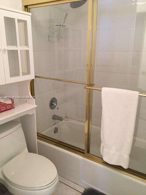 Decoplage at 100 Lincoln Rd, Miami Beach, FL 33139 - For Rent photo 9