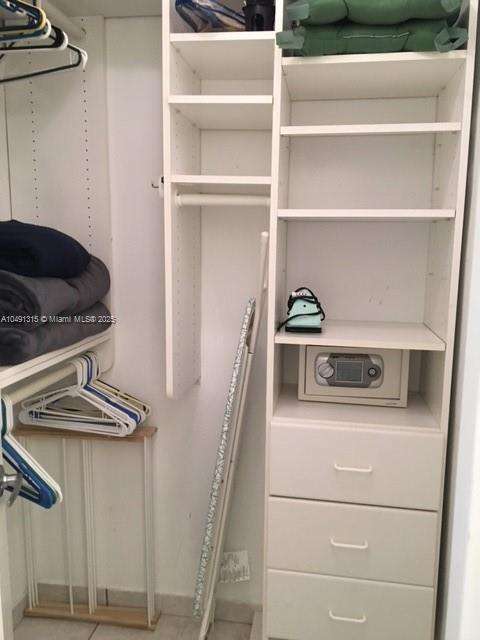 Decoplage at 100 Lincoln Rd, Miami Beach, FL 33139 - For Rent photo 10