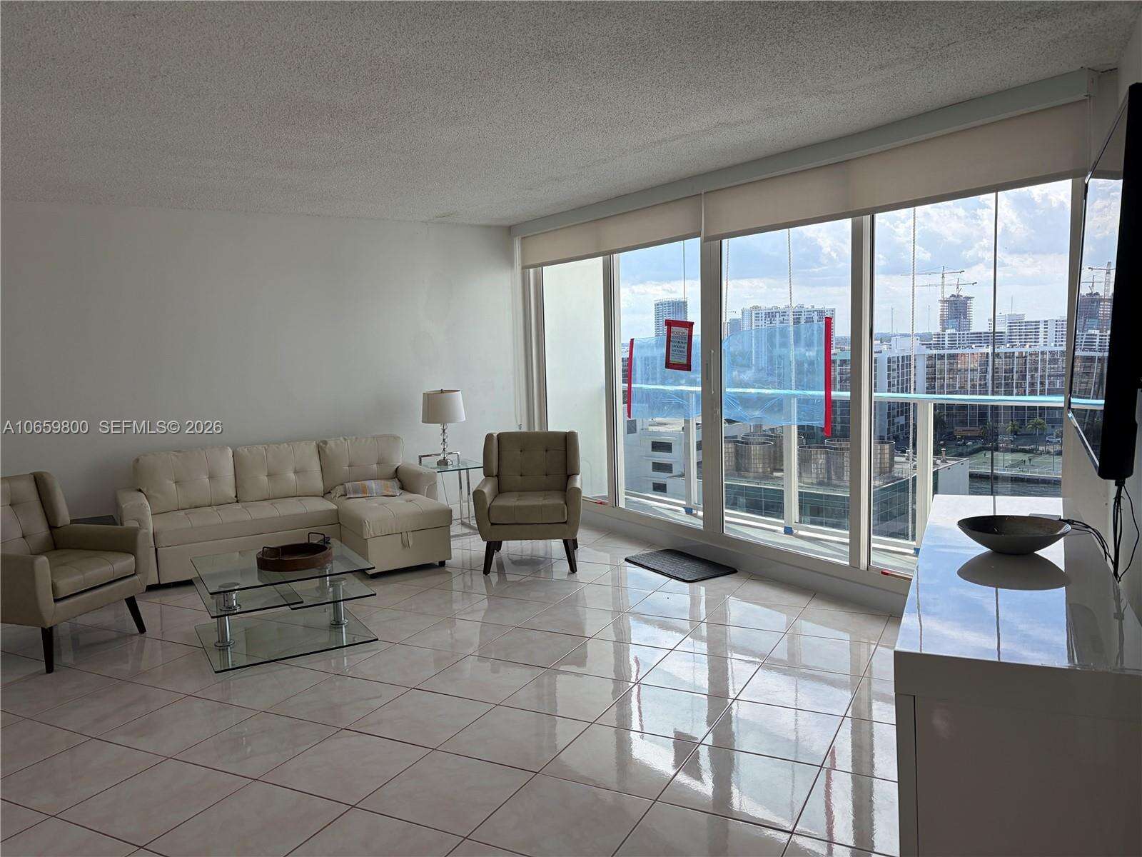 Alexander Towers at 3505 Ocean Dr, Hollywood, FL 33019 - For Rent photo 3