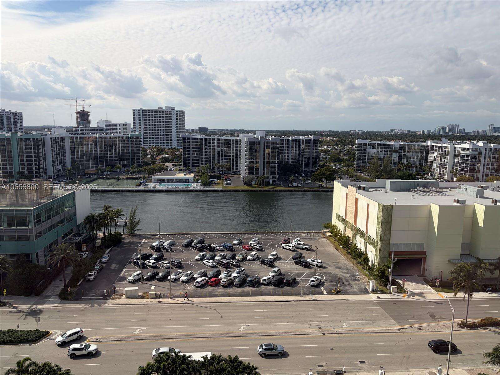 Alexander Towers at 3505 Ocean Dr, Hollywood, FL 33019 - For Rent photo 8