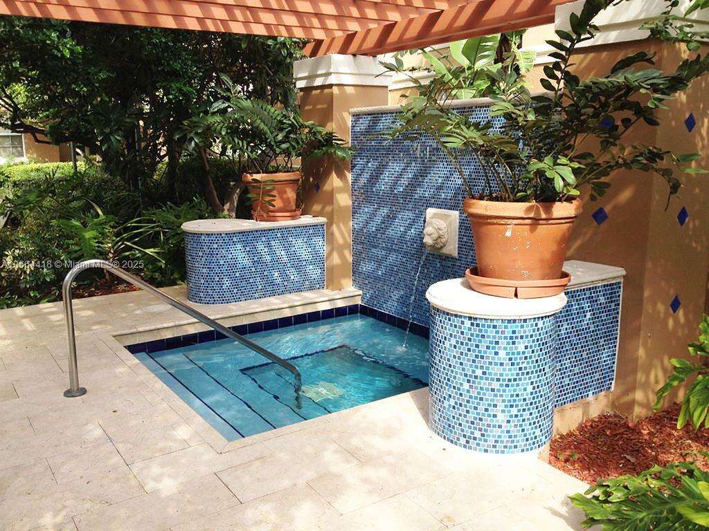 The Yacht Club At Aventura at 19701 Country Club Dr, Aventura, FL 33180 - For Rent photo 32
