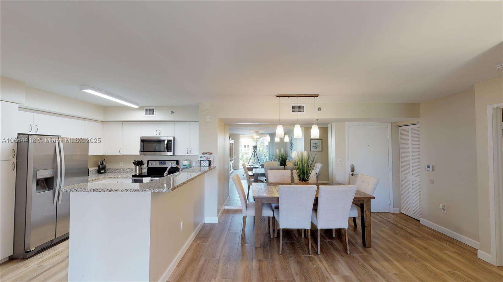 The Yacht Club At Aventura at 19701 Country Club Dr, Aventura, FL 33180 - For Rent photo 5