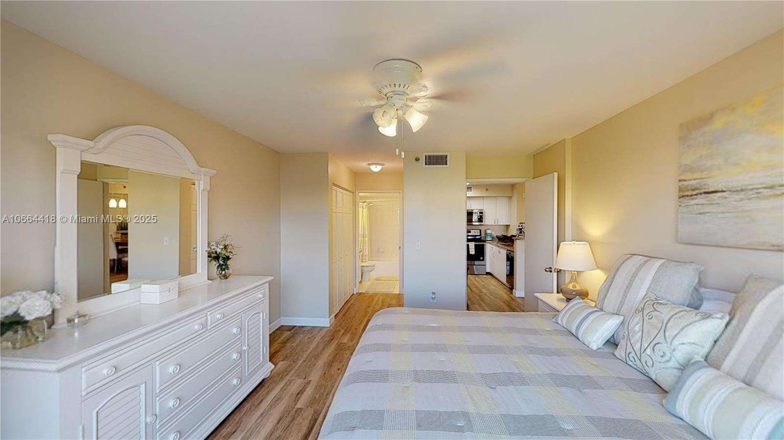 The Yacht Club At Aventura at 19701 Country Club Dr, Aventura, FL 33180 - For Rent photo 7