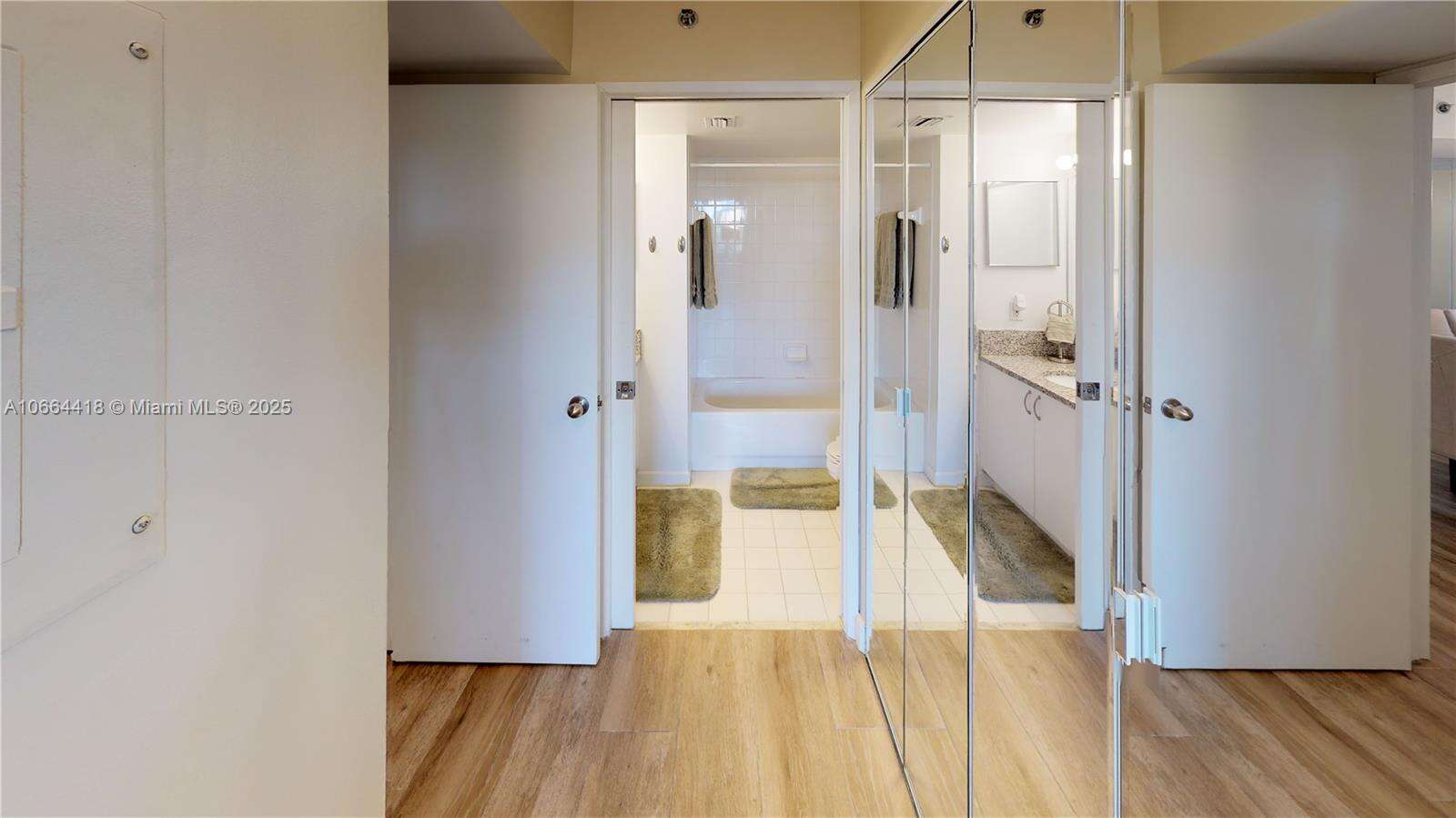 The Yacht Club At Aventura at 19701 Country Club Dr, Aventura, FL 33180 - For Rent photo 9