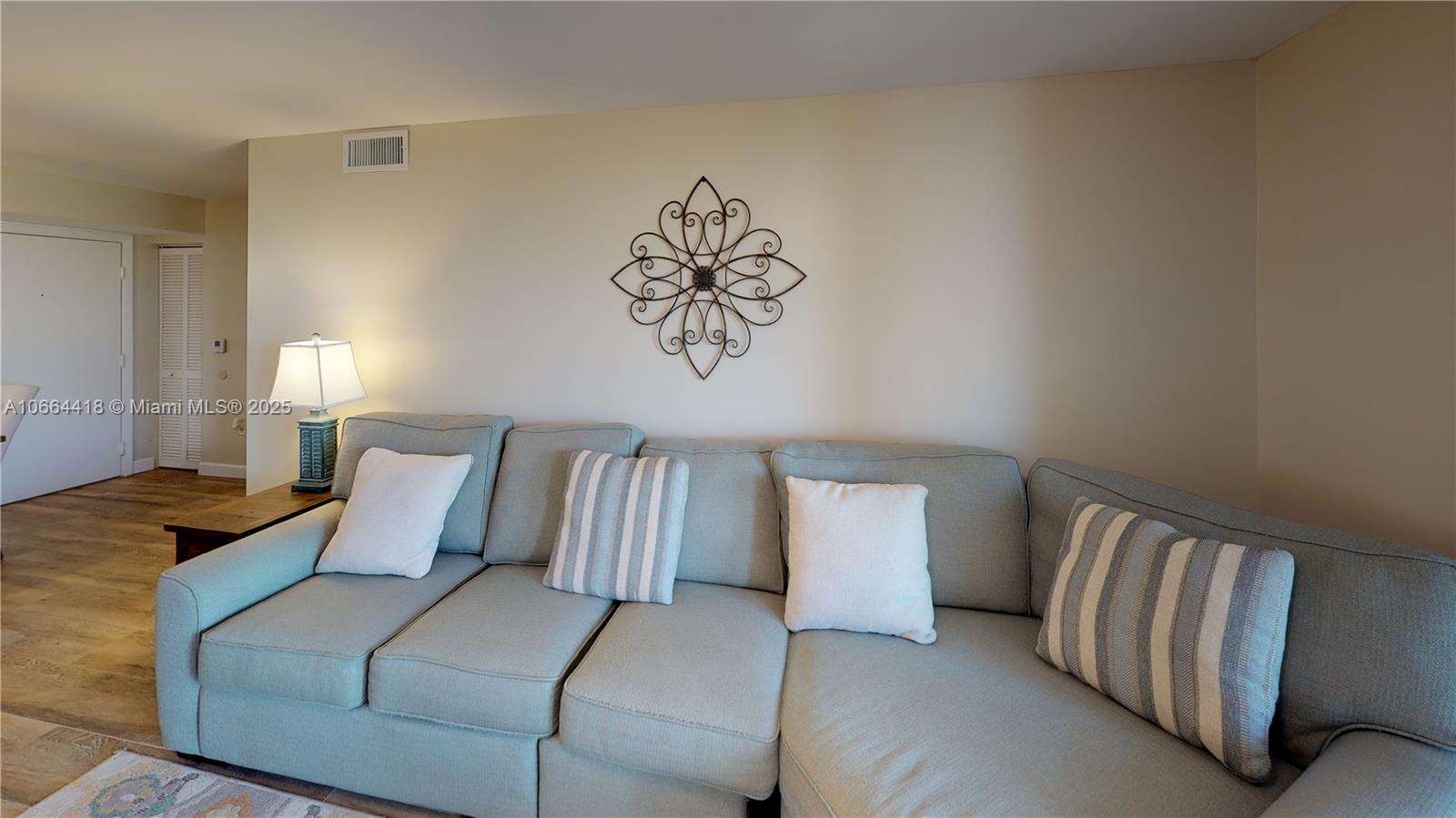 The Yacht Club At Aventura at 19701 Country Club Dr, Aventura, FL 33180 - For Rent photo 10