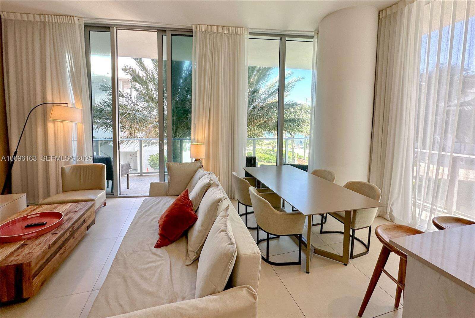 Hyde Resort at 4111 Ocean Dr, Hollywood, FL 33019 - For Rent photo 2