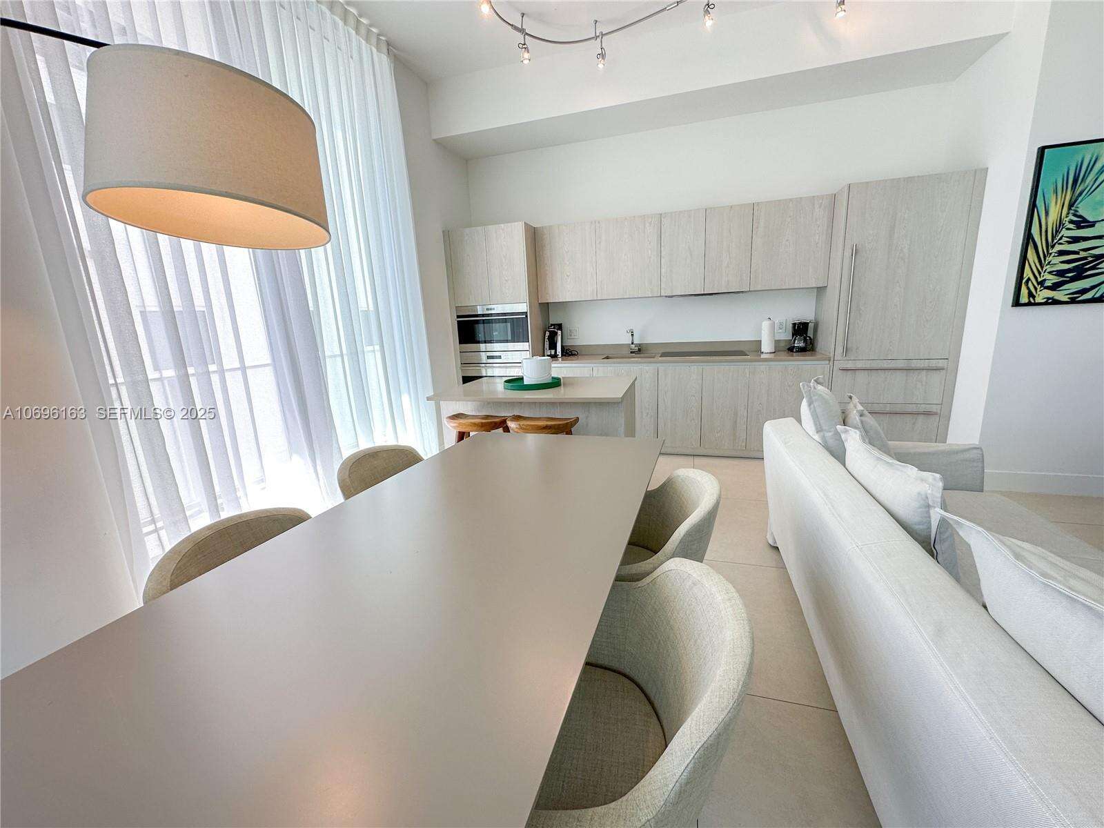 Hyde Resort at 4111 Ocean Dr, Hollywood, FL 33019 - For Rent photo 20
