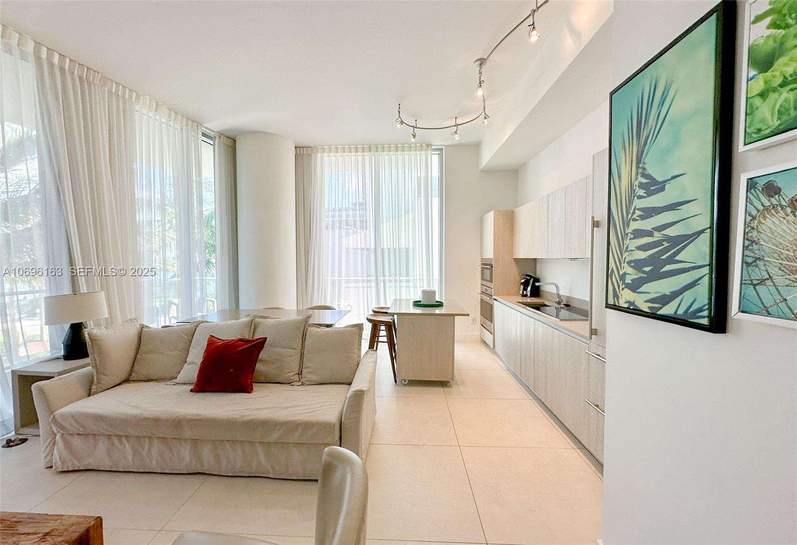 Hyde Resort at 4111 Ocean Dr, Hollywood, FL 33019 - For Rent photo 7
