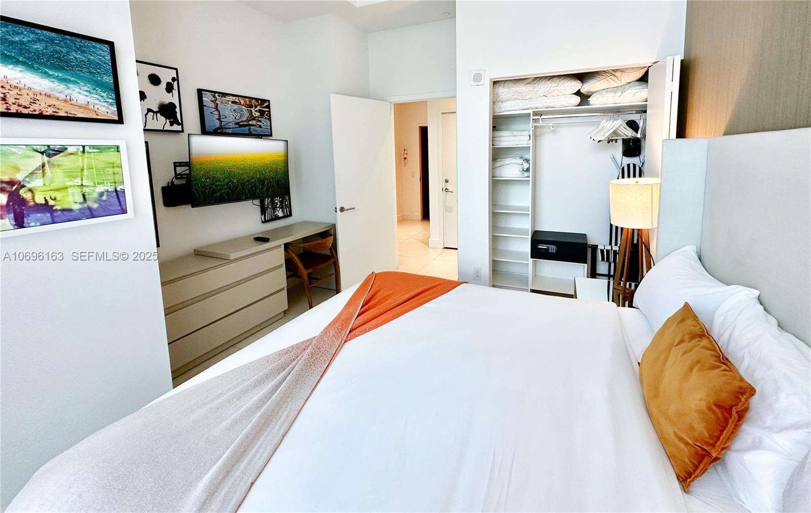 Hyde Resort at 4111 Ocean Dr, Hollywood, FL 33019 - For Rent photo 9
