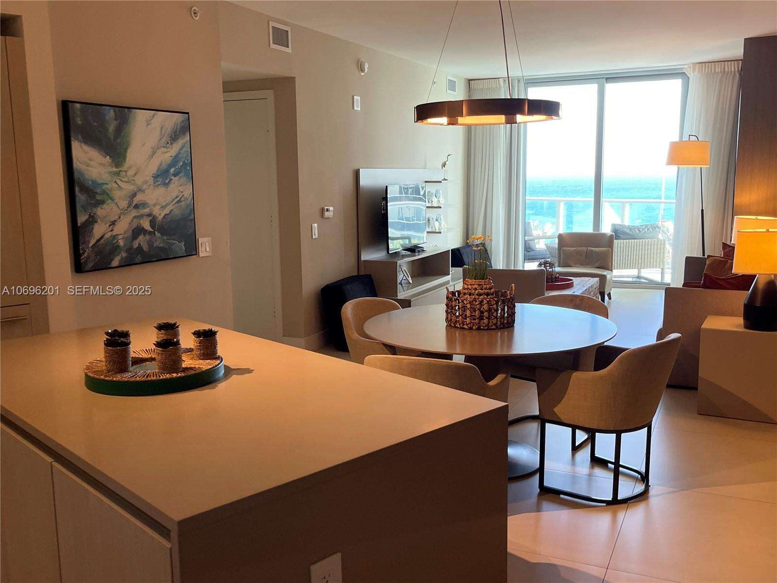 Hyde Resort at 4111 Ocean Dr, Hollywood, FL 33019 - For Rent photo 23