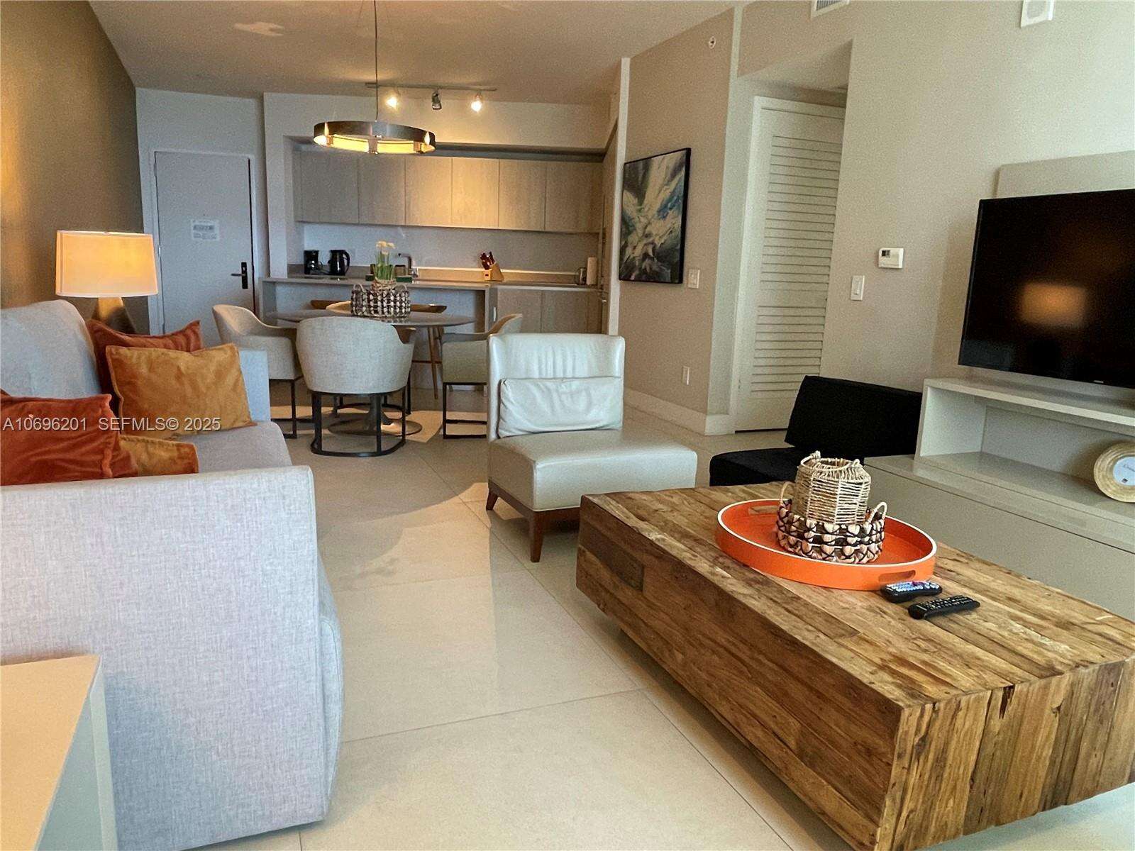 Hyde Resort at 4111 Ocean Dr, Hollywood, FL 33019 - For Rent photo 24