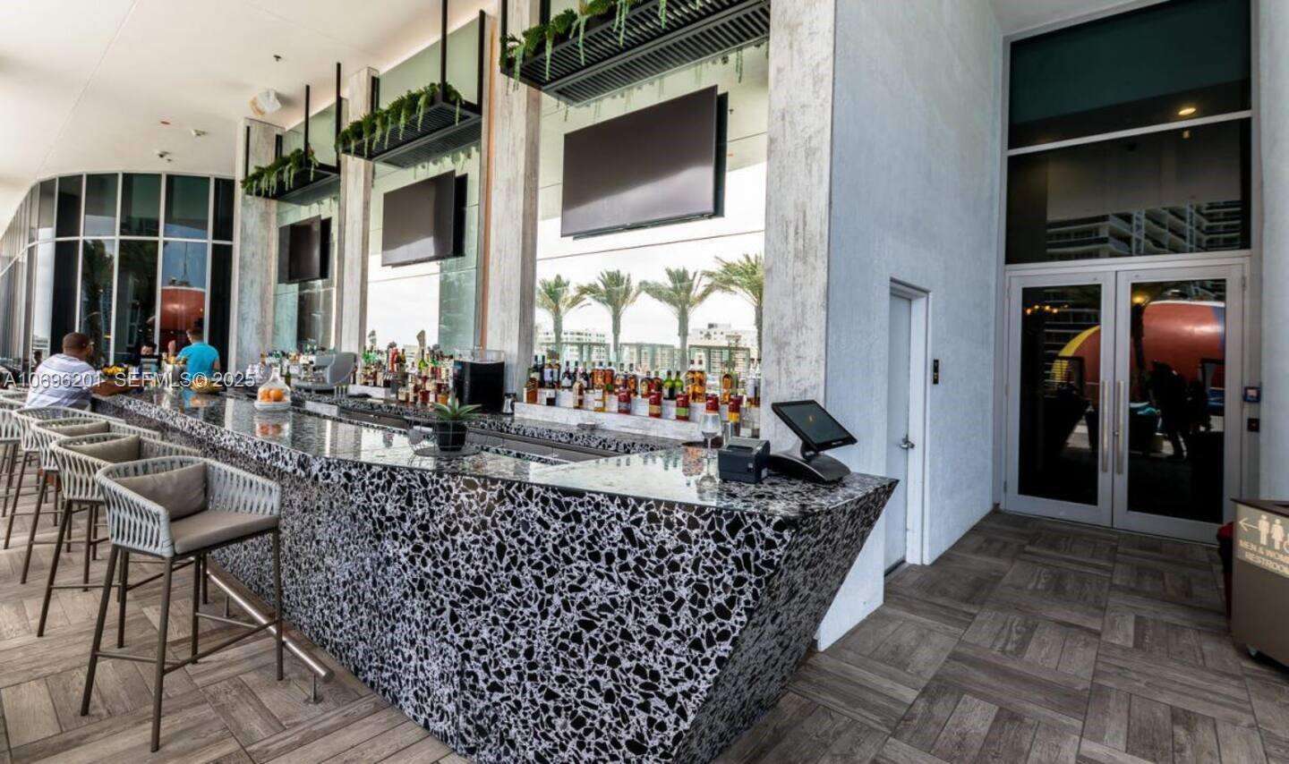 Hyde Resort at 4111 Ocean Dr, Hollywood, FL 33019 - For Rent photo 26