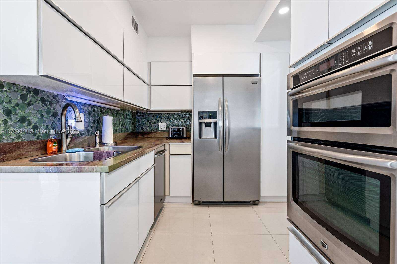 Sian Ocean Residences at 4001 Ocean Dr, Hollywood, FL 33019 - For Rent photo 8
