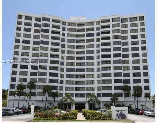 Alexander Towers at 3505 Ocean Dr, Hollywood, FL 33019 - For Rent photo 1