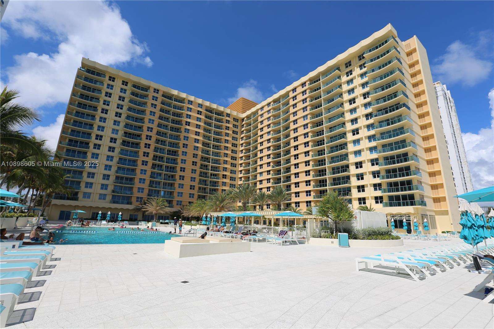 The Wave at 2501 Ocean Dr, Hollywood, FL 33019 - For Rent photo 2