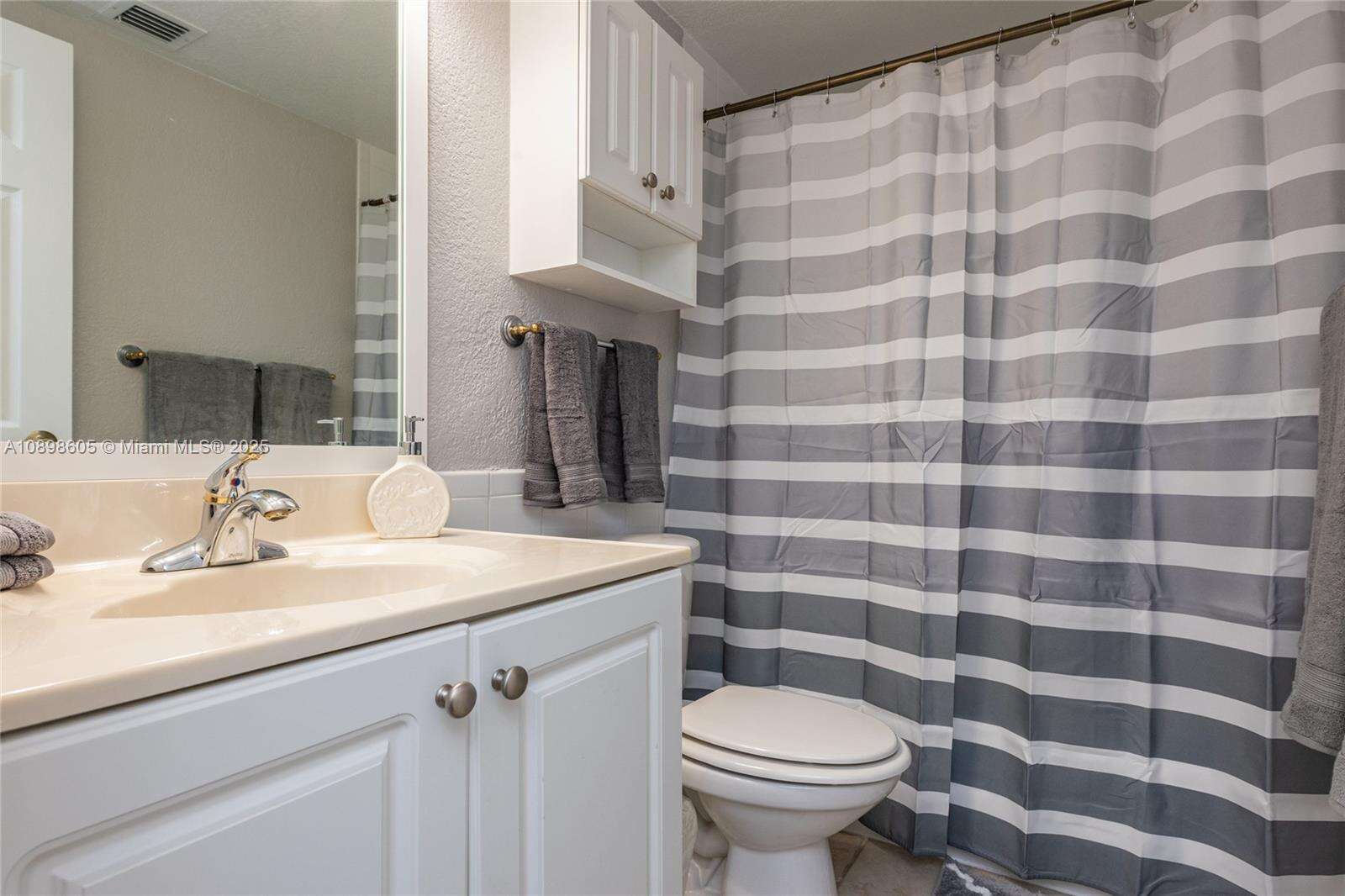 The Wave at 2501 Ocean Dr, Hollywood, FL 33019 - For Rent photo 66