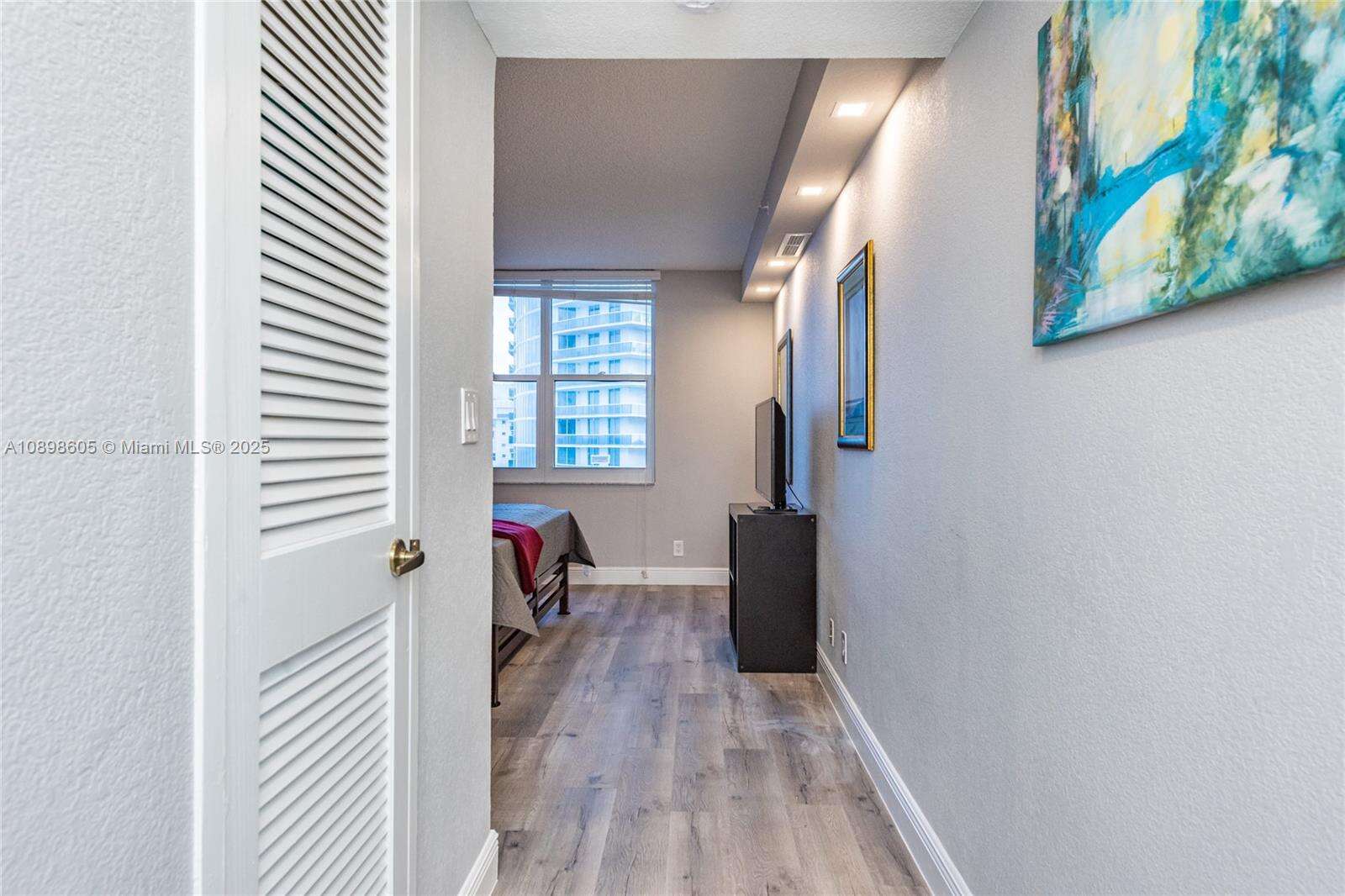 The Wave at 2501 Ocean Dr, Hollywood, FL 33019 - For Rent photo 69