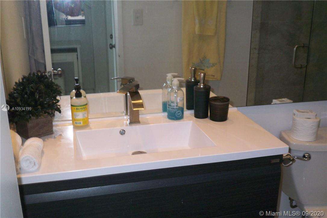 Seacoast 5151 at 5161 Collins Ave, Miami Beach, FL 33140 - For Rent photo 21