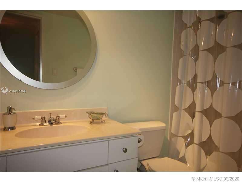 Seacoast 5151 at 5161 Collins Ave, Miami Beach, FL 33140 - For Rent photo 18