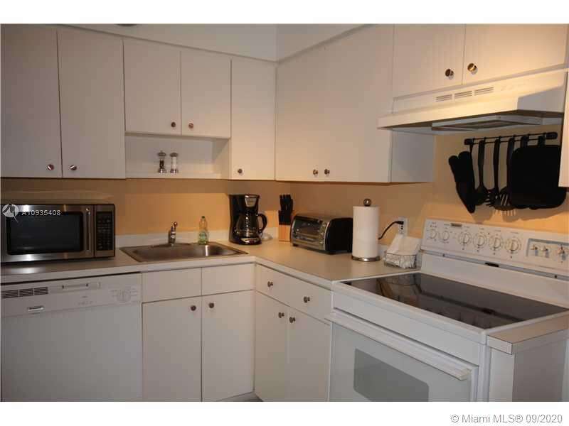 Seacoast 5151 at 5161 Collins Ave, Miami Beach, FL 33140 - For Rent photo 10