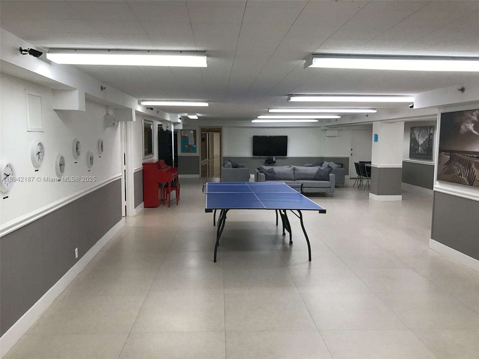 Decoplage at 100 Lincoln Rd, Miami Beach, FL 33139 - For Rent photo 40