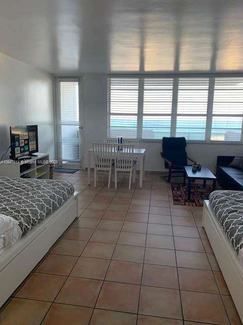 Decoplage at 100 Lincoln Rd, Miami Beach, FL 33139 - For Rent photo 2