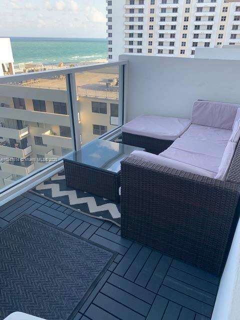 Decoplage at 100 Lincoln Rd, Miami Beach, FL 33139 - For Rent photo 9