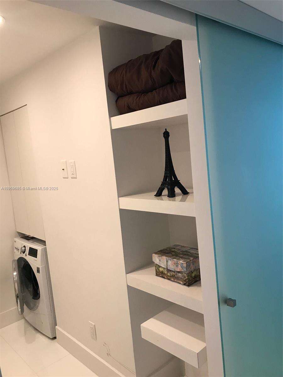 Decoplage at 100 Lincoln Rd, Miami Beach, FL 33139 - For Rent photo 12