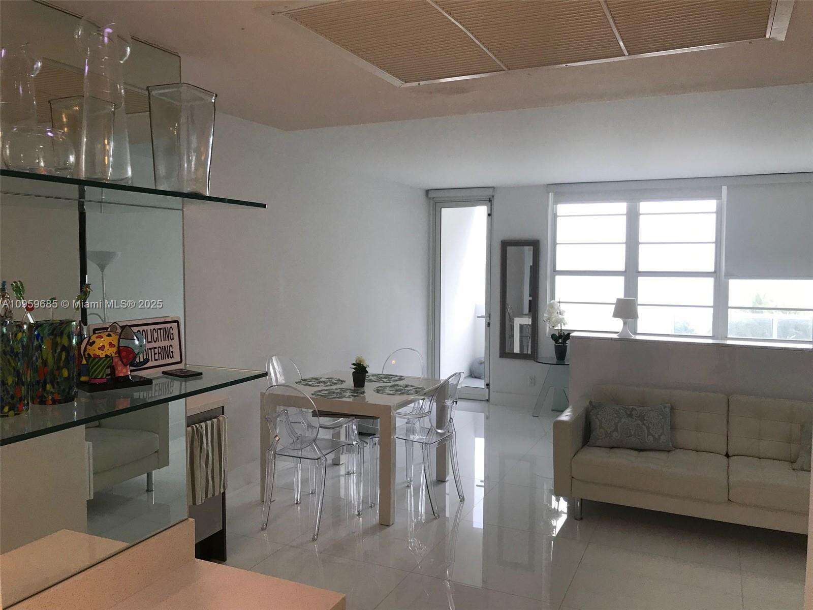 Decoplage at 100 Lincoln Rd, Miami Beach, FL 33139 - For Rent photo 10