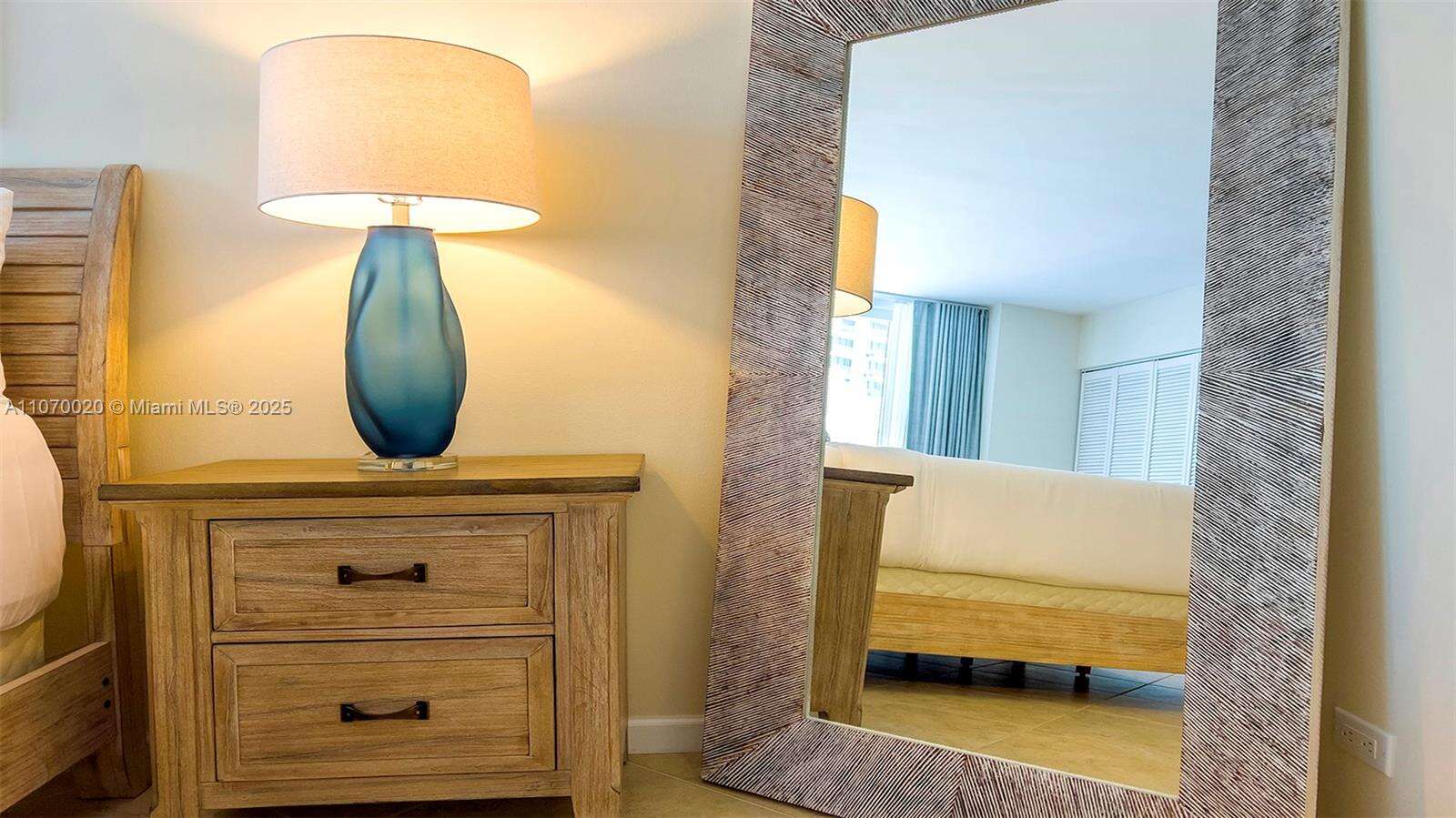 Roney Palace at 2301 Collins Ave, Miami Beach, FL 33139 - For Rent photo 14