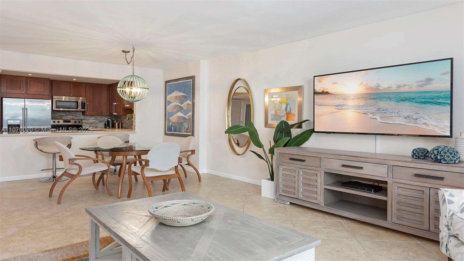 Roney Palace at 2301 Collins Ave, Miami Beach, FL 33139 - For Rent photo 7